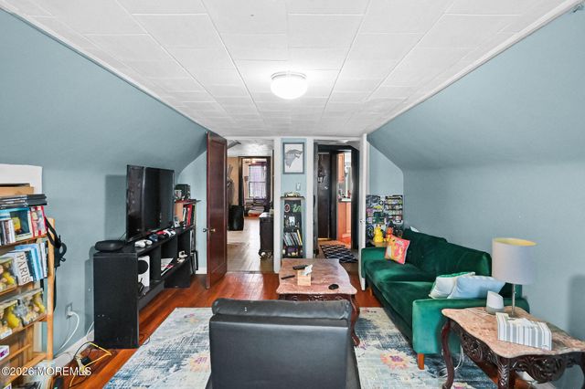 611 Pacific Avenue, Perth Amboy, NJ 08862