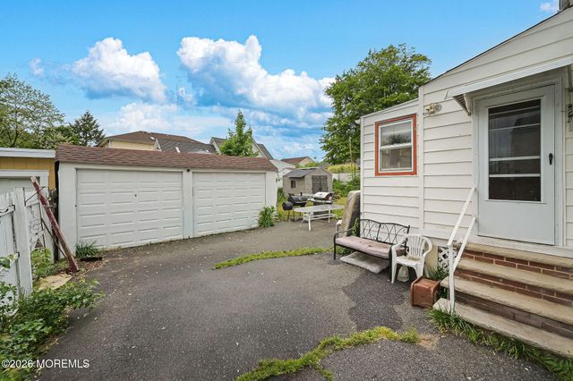 611 Pacific Avenue, Perth Amboy, NJ 08862