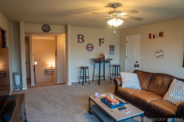 2626 N 17th Street, Broken Arrow, OK 74012