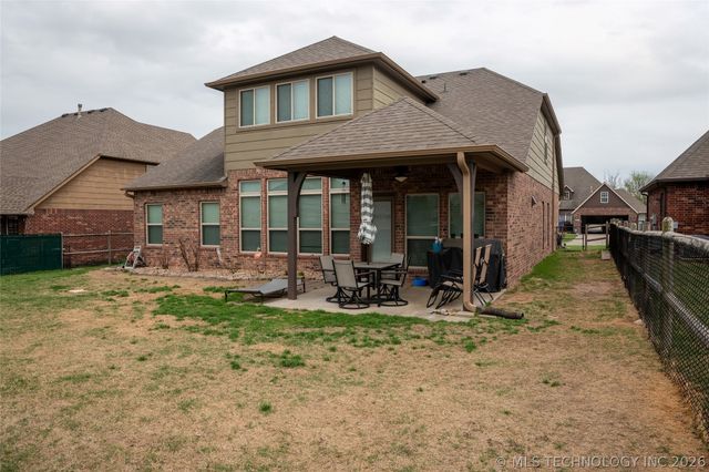 2626 N 17th Street, Broken Arrow, OK 74012