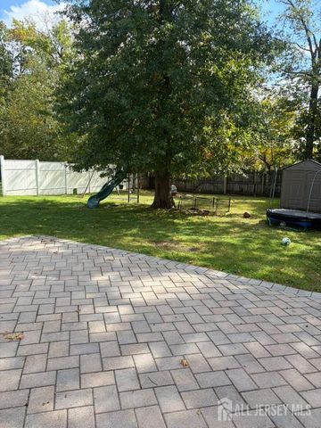 154 Zwolak Court, South Plainfield, NJ 07080