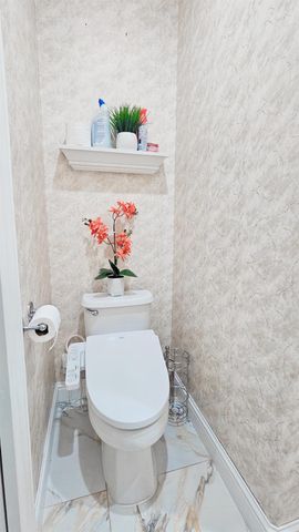 2625 E Sean Avenue, Fresno, CA 93720