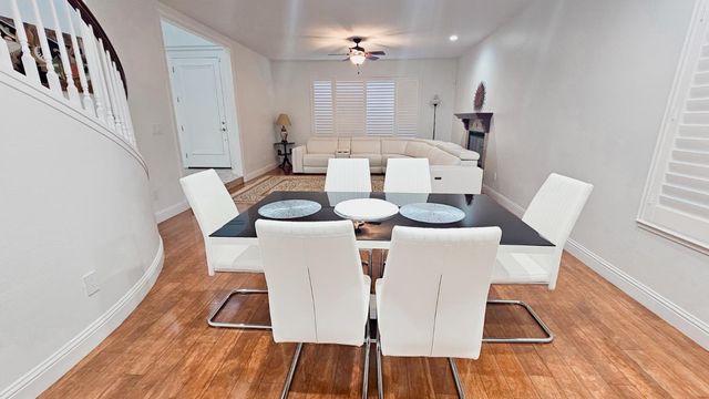 2625 E Sean Avenue, Fresno, CA 93720