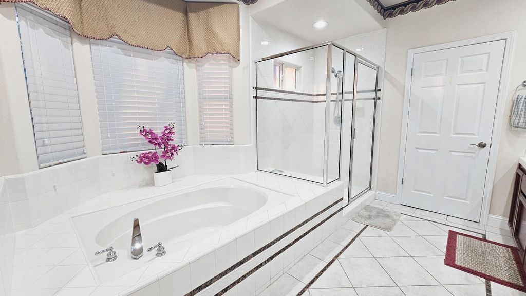 Image 33 of property listing at 2625 E Sean Avenue, Fresno, CA 93720