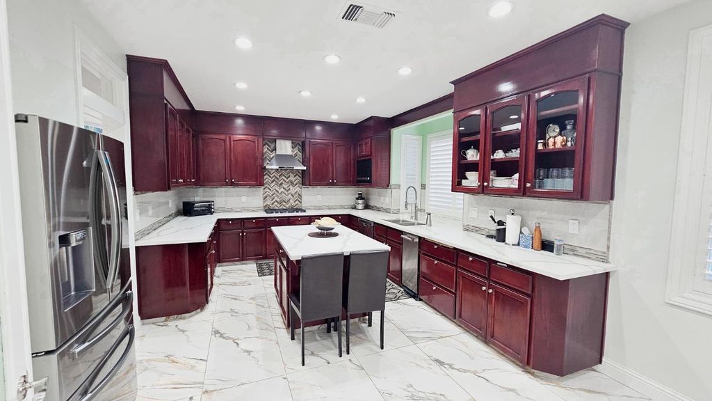 Image 59 of property listing at 2625 E Sean Avenue, Fresno, CA 93720