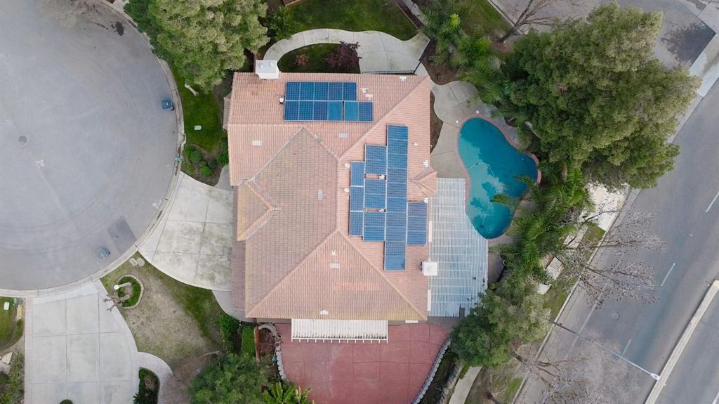 Image 75 of property listing at 2625 E Sean Avenue, Fresno, CA 93720