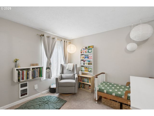 6928 Sw MONTAUK Cir, Lake Oswego, OR 97035