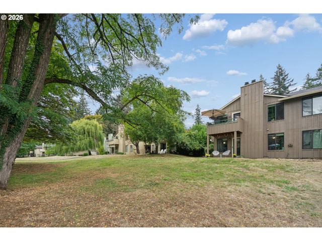 6928 Sw MONTAUK Cir, Lake Oswego, OR 97035