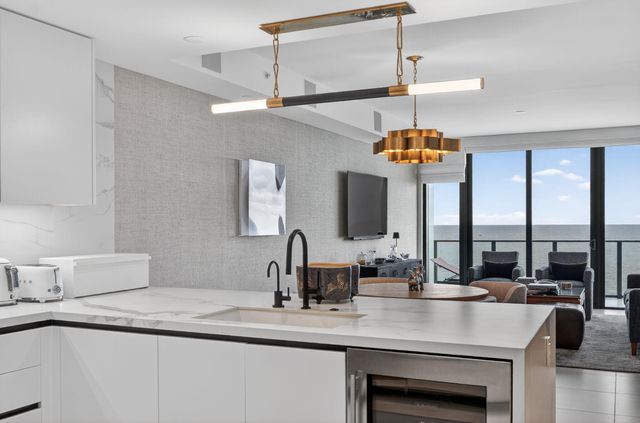 1116 N Ocean Boulevard 1204, Pompano Beach, FL 33062