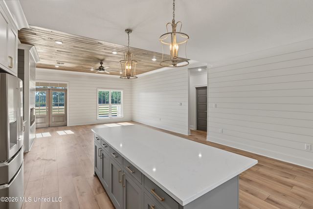 13075 Enciente Point Drive, Kiln, MS 39556