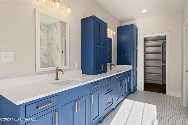 13075 Enciente Point Drive, Kiln, MS 39556