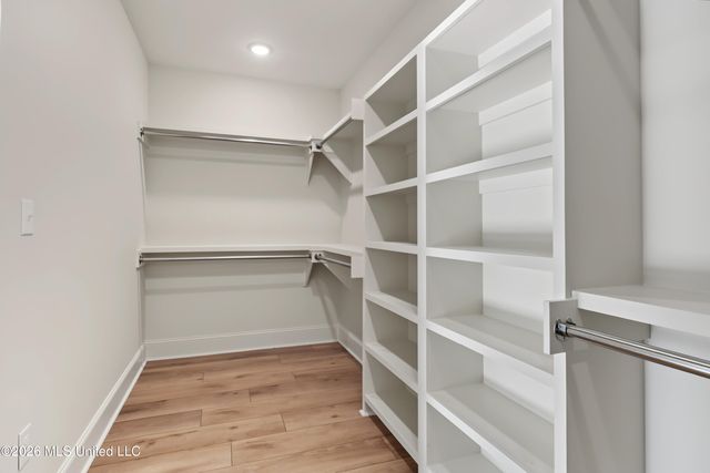 13075 Enciente Point Drive, Kiln, MS 39556