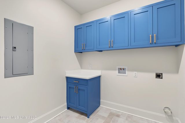 13075 Enciente Point Drive, Kiln, MS 39556