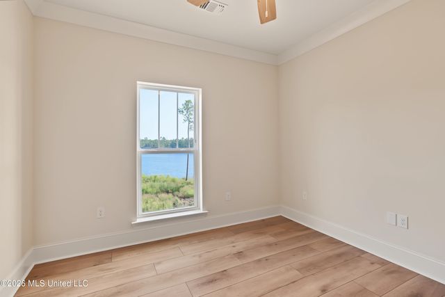 13075 Enciente Point Drive, Kiln, MS 39556