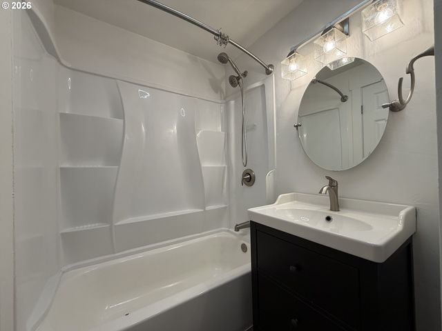 788 CORNWALL Ave, Eugene, OR 97404