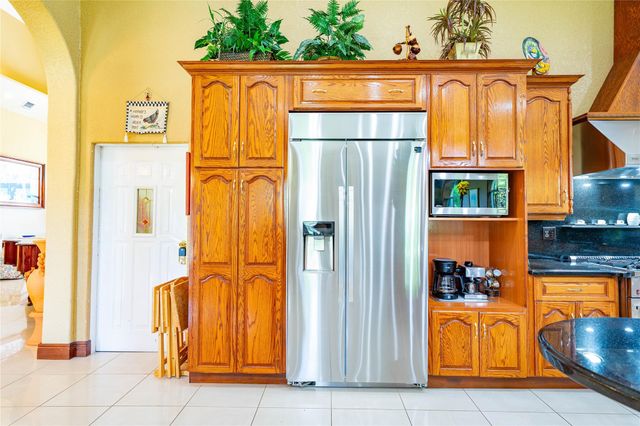 14630 Luray Rd, Southwest Ranches, FL 33330