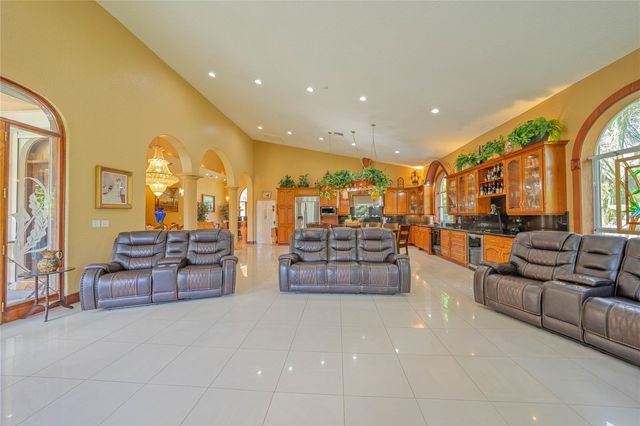 14630 Luray Rd, Southwest Ranches, FL 33330