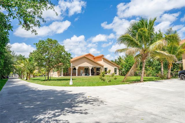 14630 Luray Rd, Southwest Ranches, FL 33330