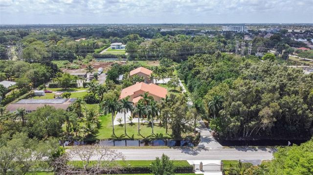 14630 Luray Rd, Southwest Ranches, FL 33330