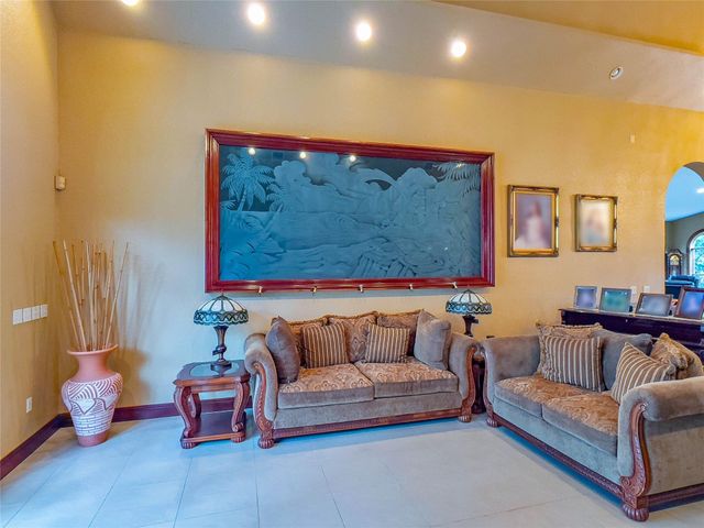 14630 Luray Rd, Southwest Ranches, FL 33330