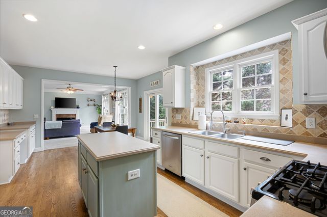 6138 Windflower Drive, Powder Springs, GA 30127