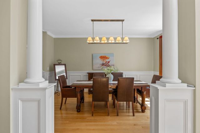 17 Payamps Road, Mashpee, MA 02649