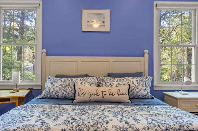 17 Payamps Road, Mashpee, MA 02649