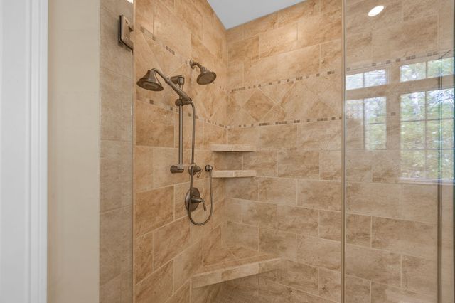17 Payamps Road, Mashpee, MA 02649