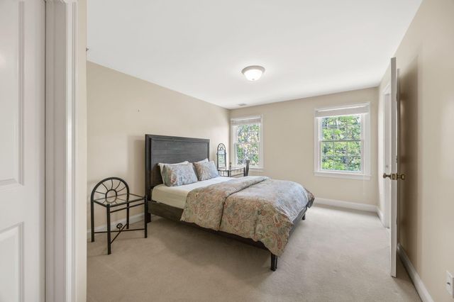 17 Payamps Road, Mashpee, MA 02649