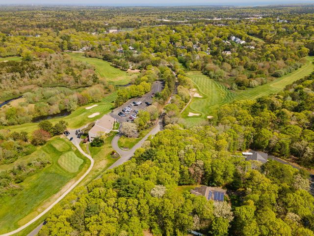 17 Payamps Road, Mashpee, MA 02649