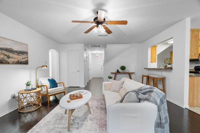 4604 Fox Meadows Lane, Mansfield, TX 76063
