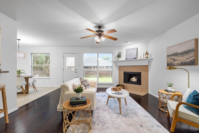 4604 Fox Meadows Lane, Mansfield, TX 76063