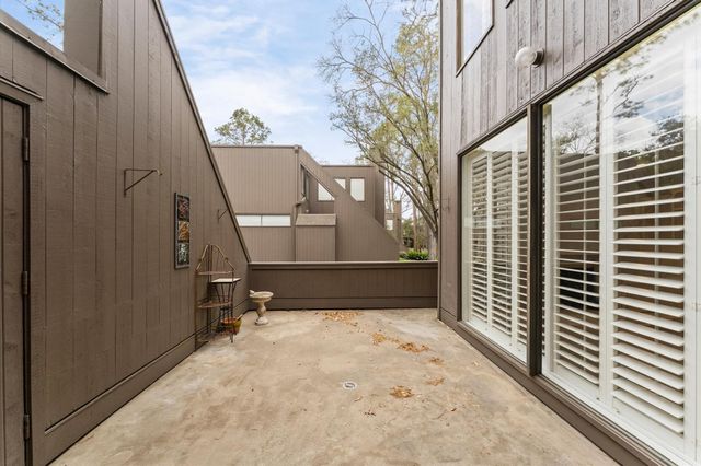 133 Litchfield Lane, Houston, TX 77024