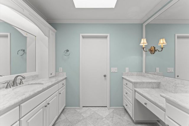 133 Litchfield Lane, Houston, TX 77024