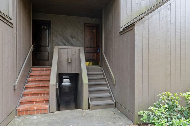 133 Litchfield Lane, Houston, TX 77024