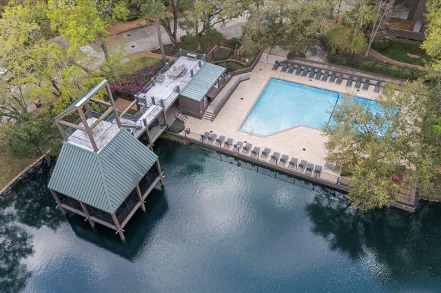 133 Litchfield Lane, Houston, TX 77024