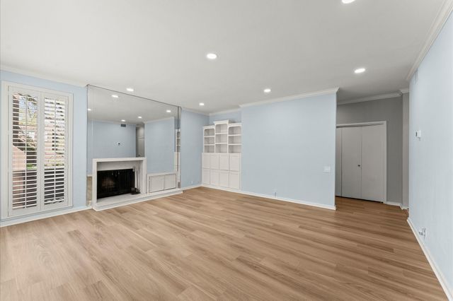 133 Litchfield Lane, Houston, TX 77024