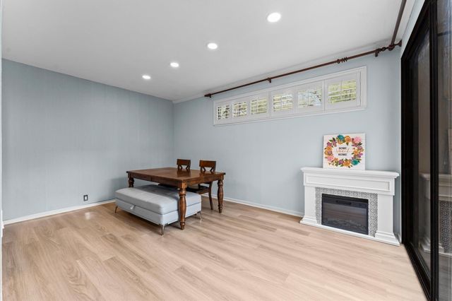 133 Litchfield Lane, Houston, TX 77024