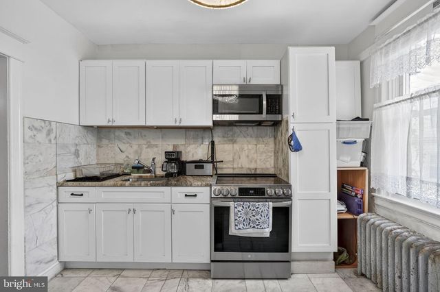 4033 CASTOR AVE, Philadelphia, PA 19124