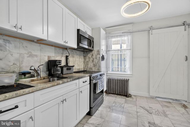 4033 CASTOR AVE, Philadelphia, PA 19124