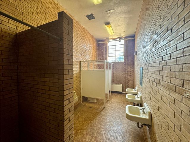 317 N 6th Street, Abilene, TX 79601