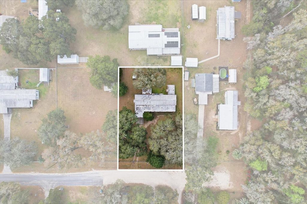 Image 38 of property listing at 4072 S ILLIANA TERRACE, Inverness, FL 34452