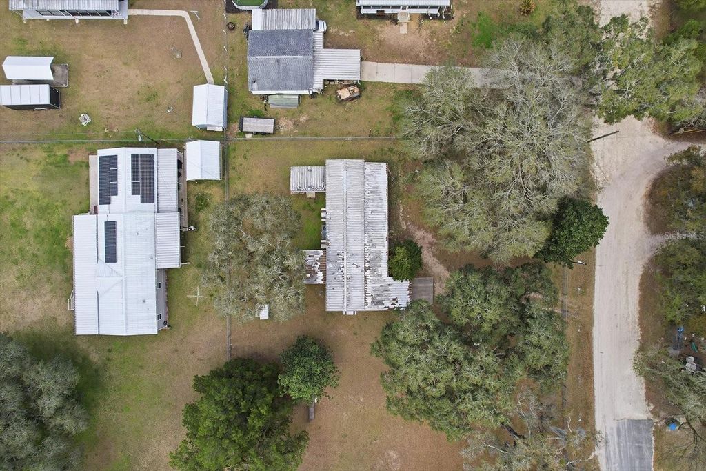 Image 39 of property listing at 4072 S ILLIANA TERRACE, Inverness, FL 34452