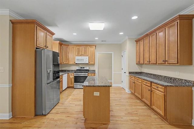994 Rainey Rd, Temple, GA 30179