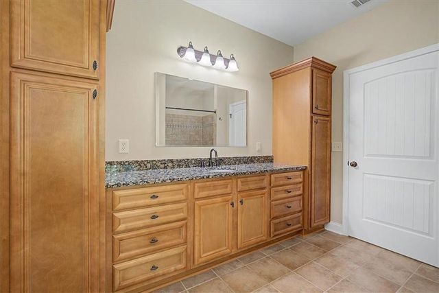 994 Rainey Rd, Temple, GA 30179