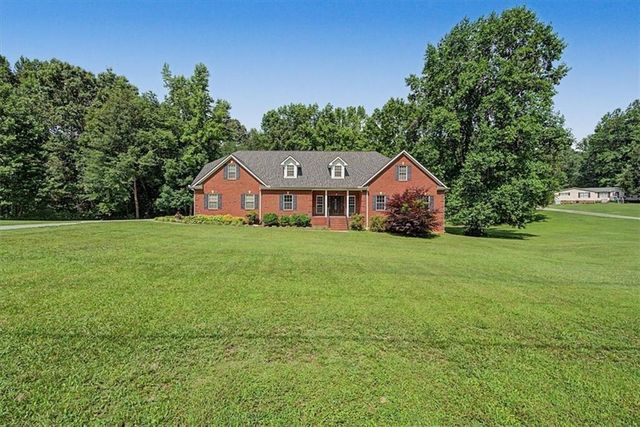 994 Rainey Rd, Temple, GA 30179