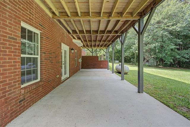 994 Rainey Rd, Temple, GA 30179