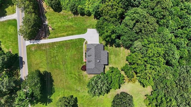 994 Rainey Rd, Temple, GA 30179