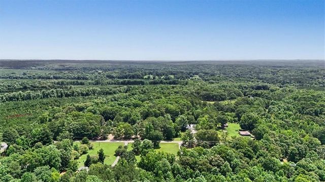 994 Rainey Rd, Temple, GA 30179