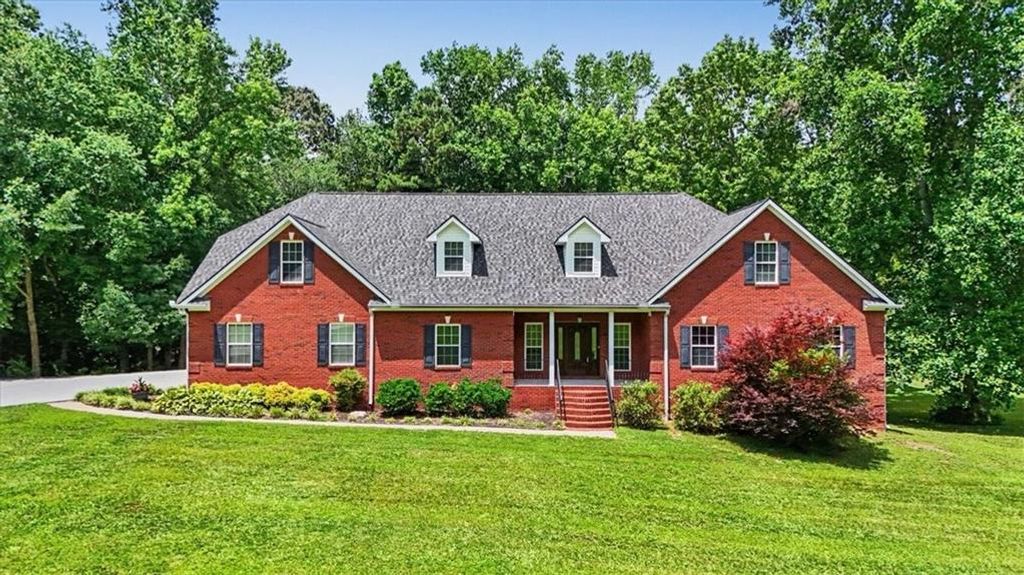 994 Rainey Rd, Temple, GA 30179